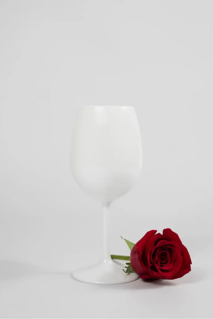 Copa de vino de plástico blanca opaca de 45cl