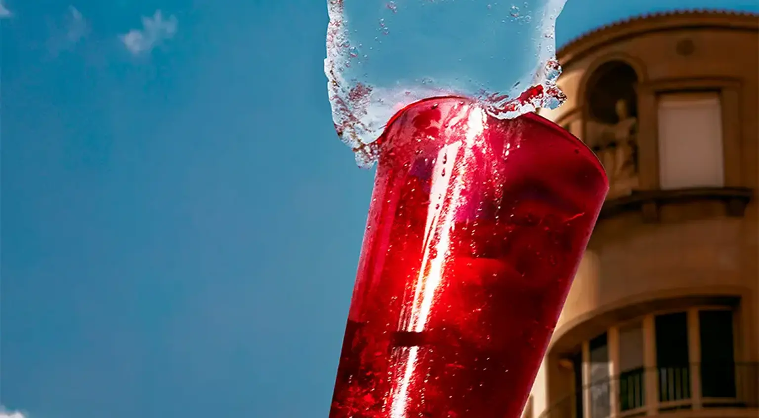 Ejemplo de uno de los vasos personalizados para eventos de BASSOS