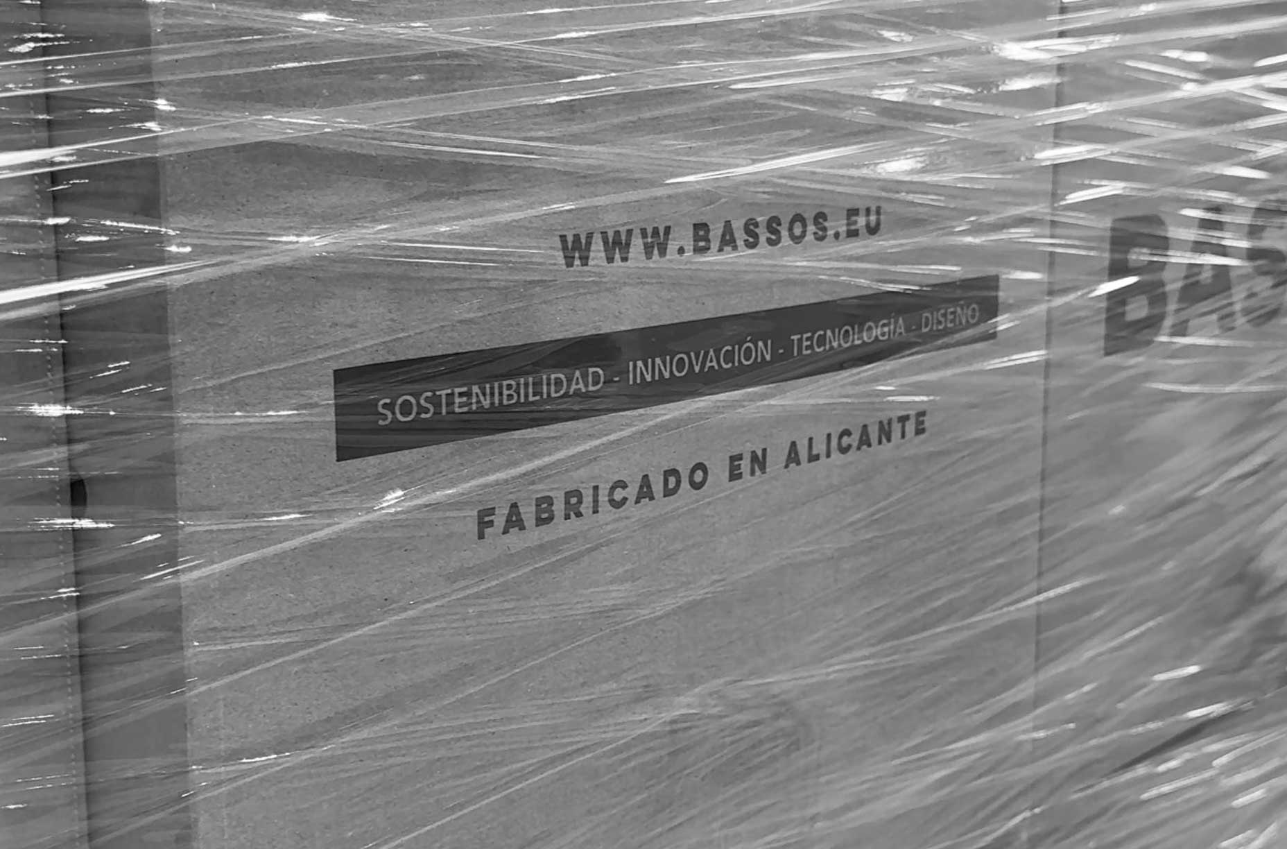 Imagen de una caja de transporte de Vasos Irrompibles Fabricados en España
